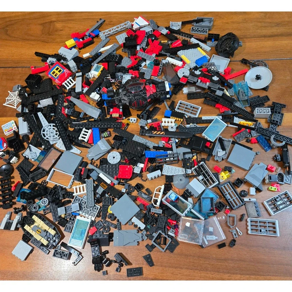 LEGO Bulk Lot 3lb Star Wars Marvel DC Batman Bricks Parts Pieces Assorted